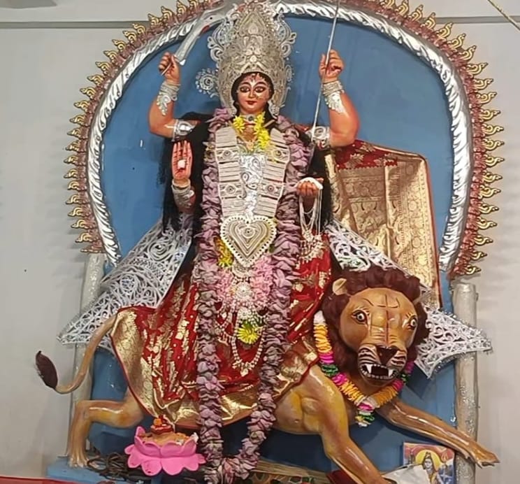 দশমীর বিসর্জনের পর থেকেই বলাইচণ্ডীর অন্য দুর্গার পূজা শুরু খাদিমপুর গ্রামে