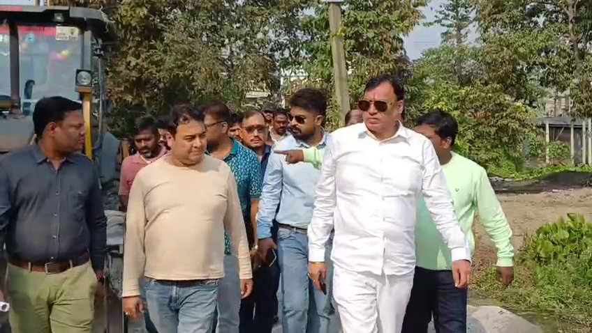 নতুন বাস স্ট্যান্ড তৈরি হলে রায়গঞ্জের যানজট কমবে ৭৫%” — পরিদর্শনে বিধায়ক কৃষ্ণ কল্যাণী