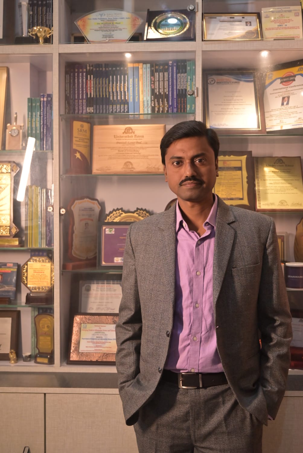 উত্তর আমেরিকার মেক্সিকোর এজটেকা বিশ্ববিদ্যালয় থেকে ডিএসসি-পরবর্তী ডিটেক ডিগ্রি অর্জন করলেন রায়গঞ্জ বিশ্ববিদ্যালয়ের অধ্যাপক প্রাণতোষ কুমার পাল_
