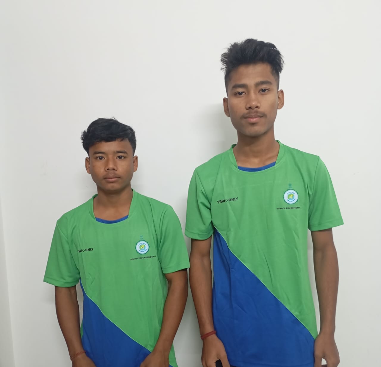 অনুর্ধ ১৭ বছর বালক বিভাগে বাংলা দলের হয়ে খেলতে জাতীয় স্কুল গেমসের খো খোতে ডালিমগাঁ উচ্চ বিদ্যালয়ের দুই কৃতি খেলোয়ার মধুসূদন রায় ও প্রীতম সরকার অযোধ্যায় পৌঁছাল