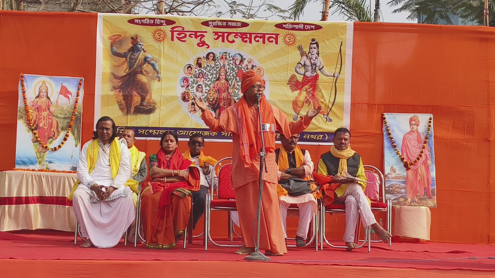 সংগঠিত হিন্দু সমাজই শক্তিশালী দেশের ভিত্তি—কালিয়াগঞ্জে হিন্দু সম্মেলনে একযোগে বার্তা