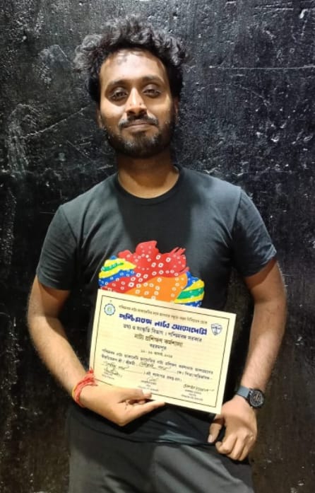 অকালেই নিভে গেল এক প্রতিভা: ২৯ বছর বয়সী নাট্যকর্মী গৌরাঙ্গ পালের প্রয়াণে কালিয়াগঞ্জে শোকের ছায়া