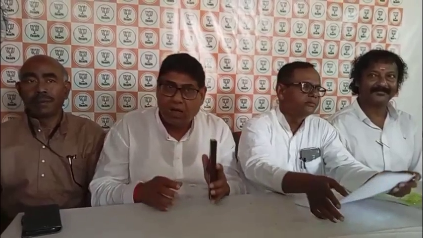 বিজেপির চার্জশিটে তীব্র আক্রমণ, রায়গঞ্জে সাংবাদিক সম্মেলনে নিমাই কবিরাজ