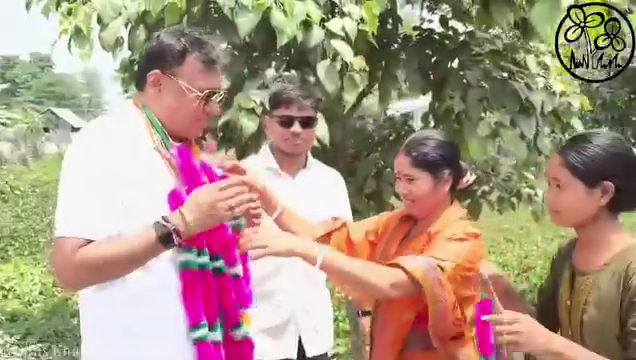 রায়গঞ্জে জমে উঠেছে ভোটের লড়াই, জনসমর্থনের ঢেউয়ে এগিয়ে তৃণমূল প্রার্থী কৃষ্ণ কল্যাণী