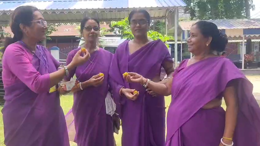 আশা কর্মীদের মুখে হাসি, ভাতা বাড়িয়ে বড় উপহার! মুখ্যমন্ত্রী শুভেন্দু অধিকারীকে অভিনন্দনে মিষ্টিমুখ কালিয়াগঞ্জে
