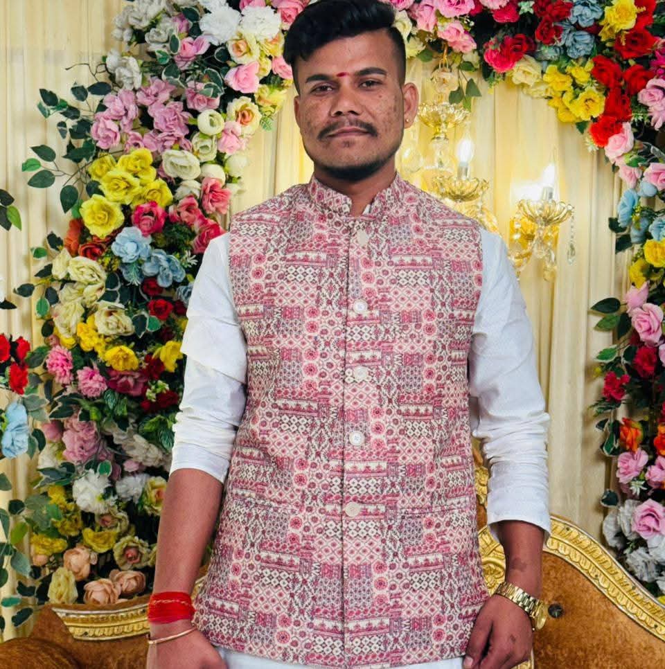 গাজোল থানার পুলিশের হাতে গ্রেপ্তার গাজোল ব্লক যুব তৃণমূলের প্রাক্তন সভাপতি সুরজিৎ সাহা