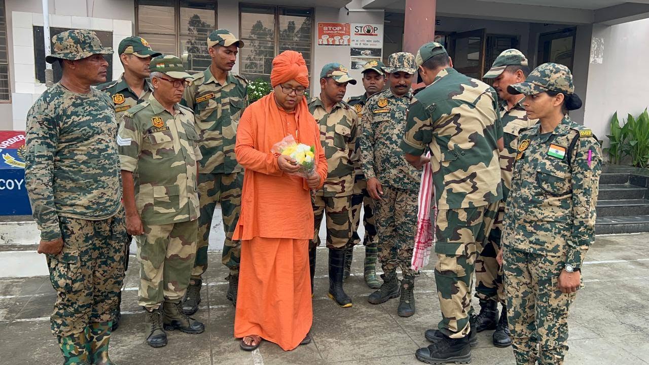 রাধিকাপুর সীমান্তে বিএসএফ–জনতার সম্পর্ক আরও সুদৃঢ় করার উদ্যোগ, ভাইব্রেন্ট ভিলেজ গড়ার লক্ষ্যে বিশেষ বৈঠকে বিধায়ক উৎপল মহারাজ