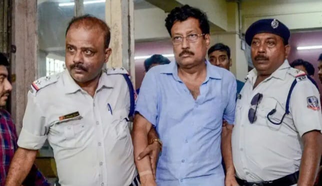 দেড়শো ব্যাঙ্ক অ্যাকাউন্টে তোলাবাজির টাকা ‘লুকিয়ে’ রেখেছিলেন সব্যসাচী