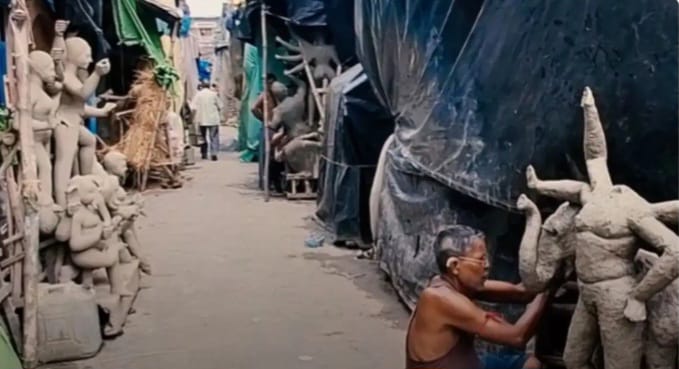 পুজোর আগেই একদম নতুন সাজে সেজে উঠতে চলেছে কুমারটুলি ঘাট