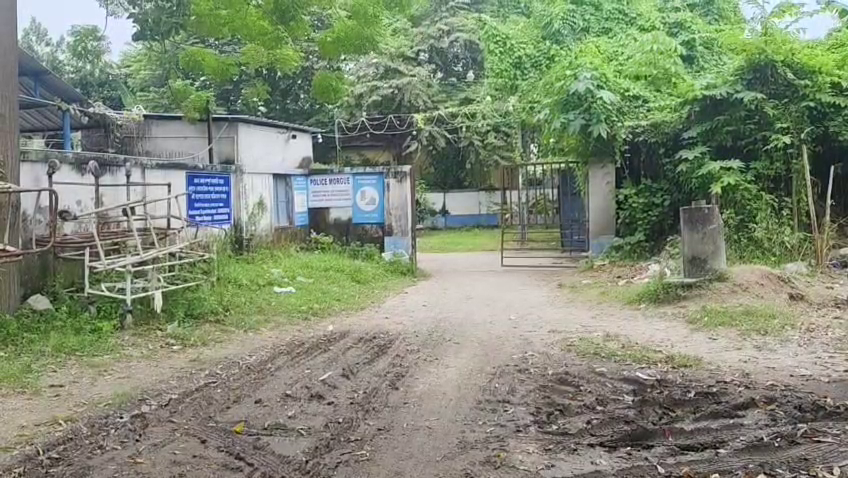 রাস্তা পার হতে গিয়েই মর্মান্তিক পরিণতি! বাইকের ধাক্কায় প্রাণ গেল ৭২ বছরের বৃদ্ধার, শোকের ছায়া কালিয়াগঞ্জে